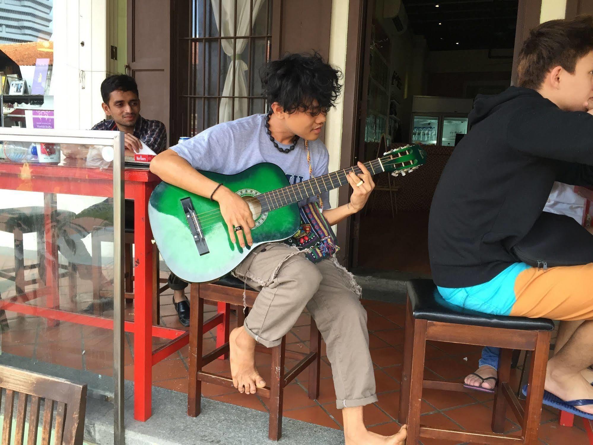 Sleepy Kiwi Backpacker Hostel - Bugis 新加坡 外观 照片
